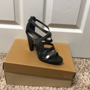 Can’t wear this heel size.